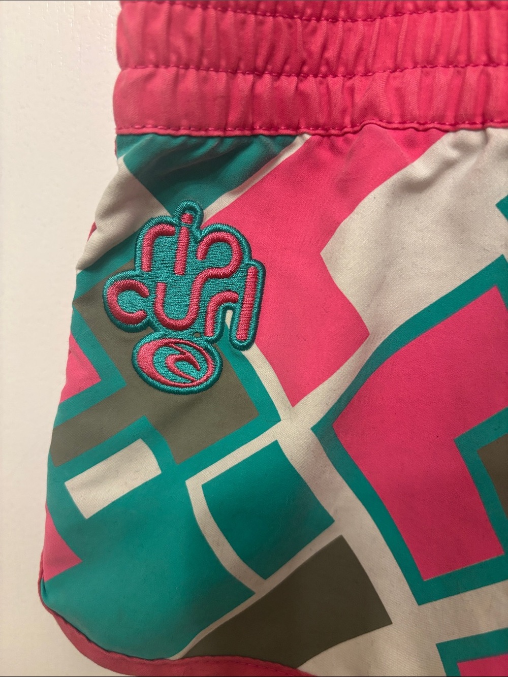 🌟4 for $20 Women’s Pink & Teal Geo Print Micro Board Shorts - Picture 3 of 6
